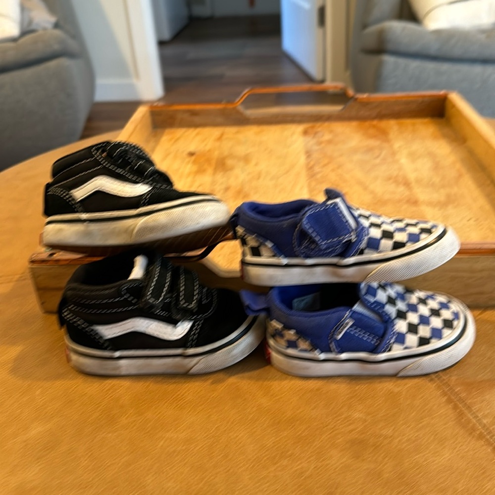 Baby vans lot size 4 slip on blue checker black Velcro high tops